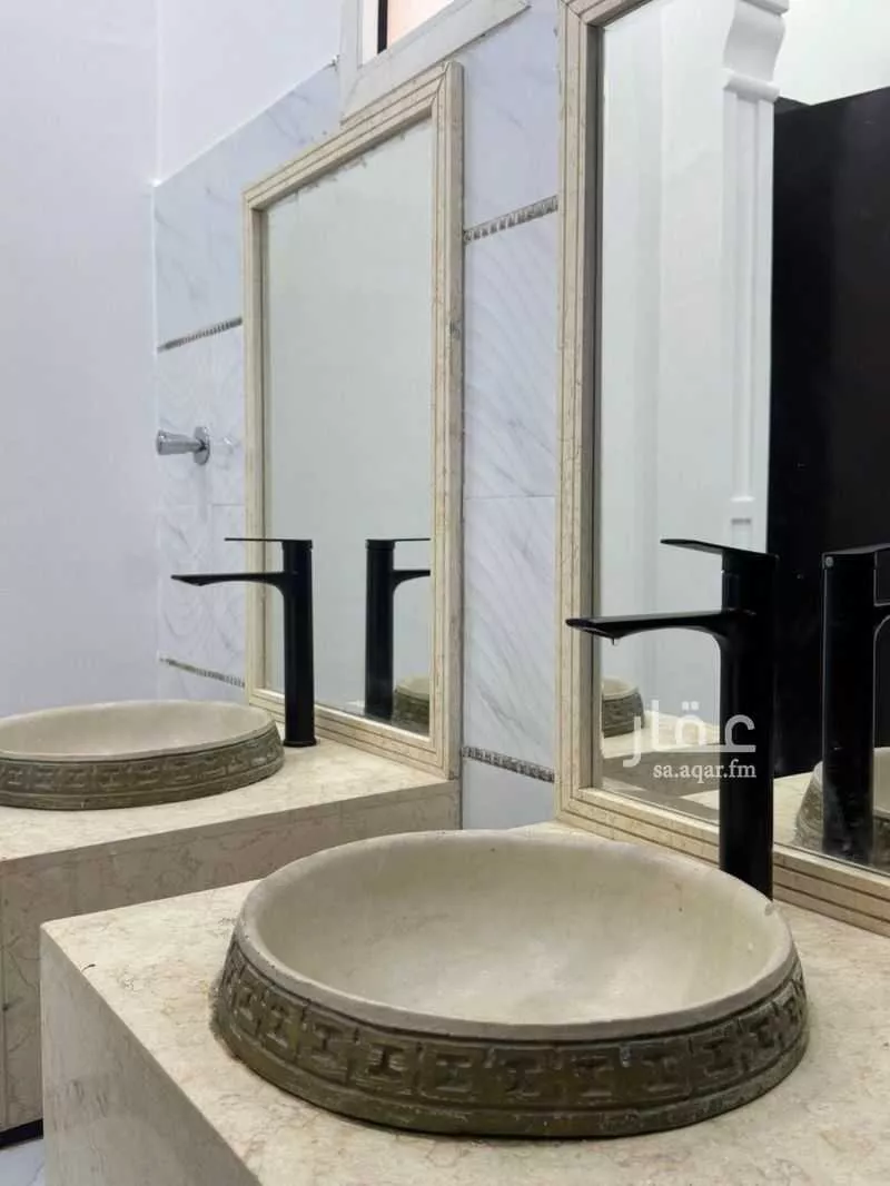 8 bedroom villa in Tuwaiq 1