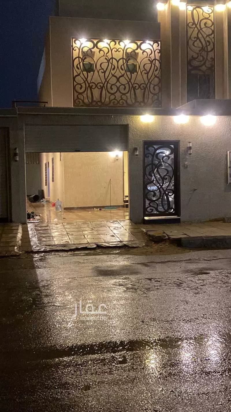 فيلا 5 غرف في طيبة 1