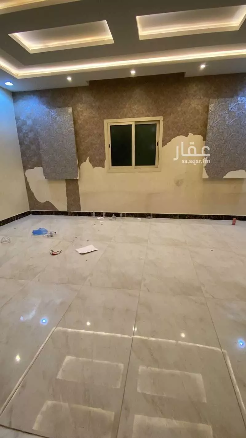 فيلا 5 غرف في طيبة 14