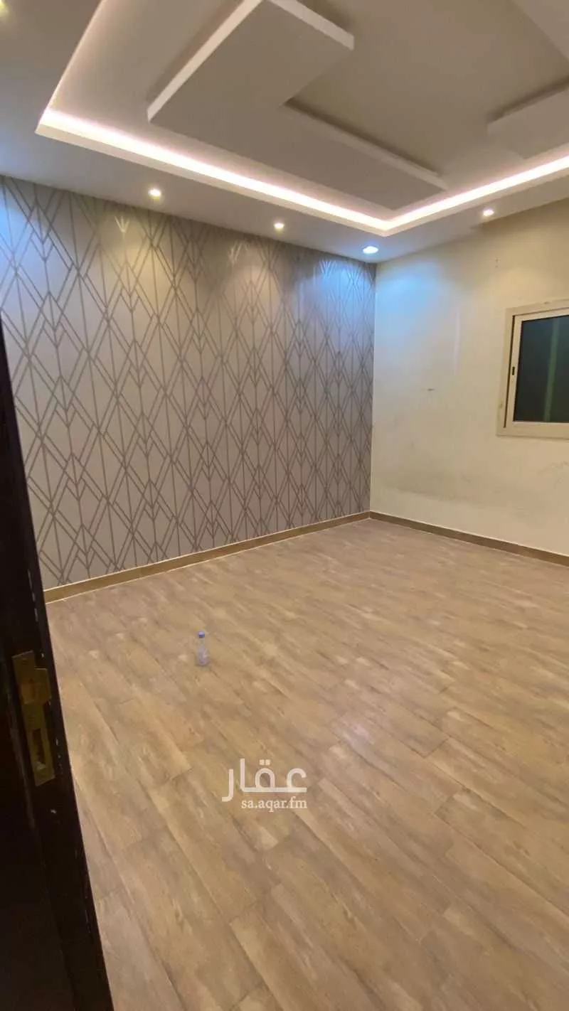 فيلا 5 غرف في طيبة 4