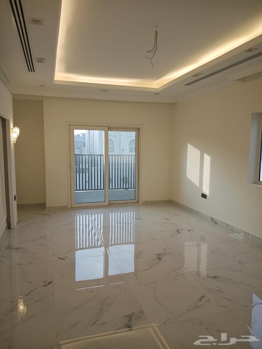 فيلا 4 غرف في الحسام 13