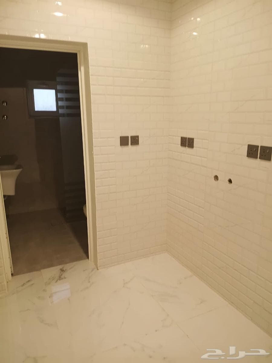 فيلا 4 غرف في الحسام 14