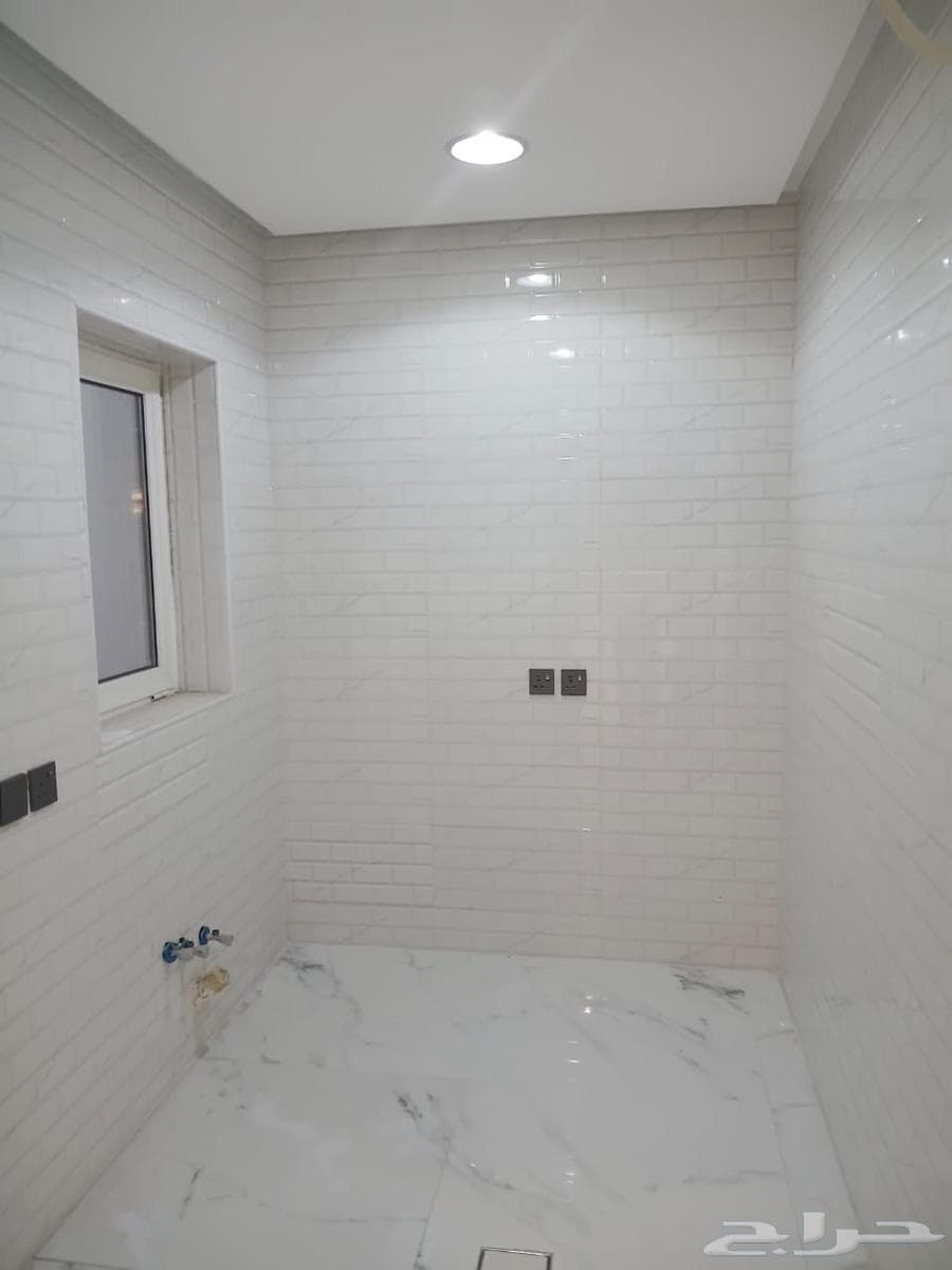 فيلا 4 غرف في الحسام 25