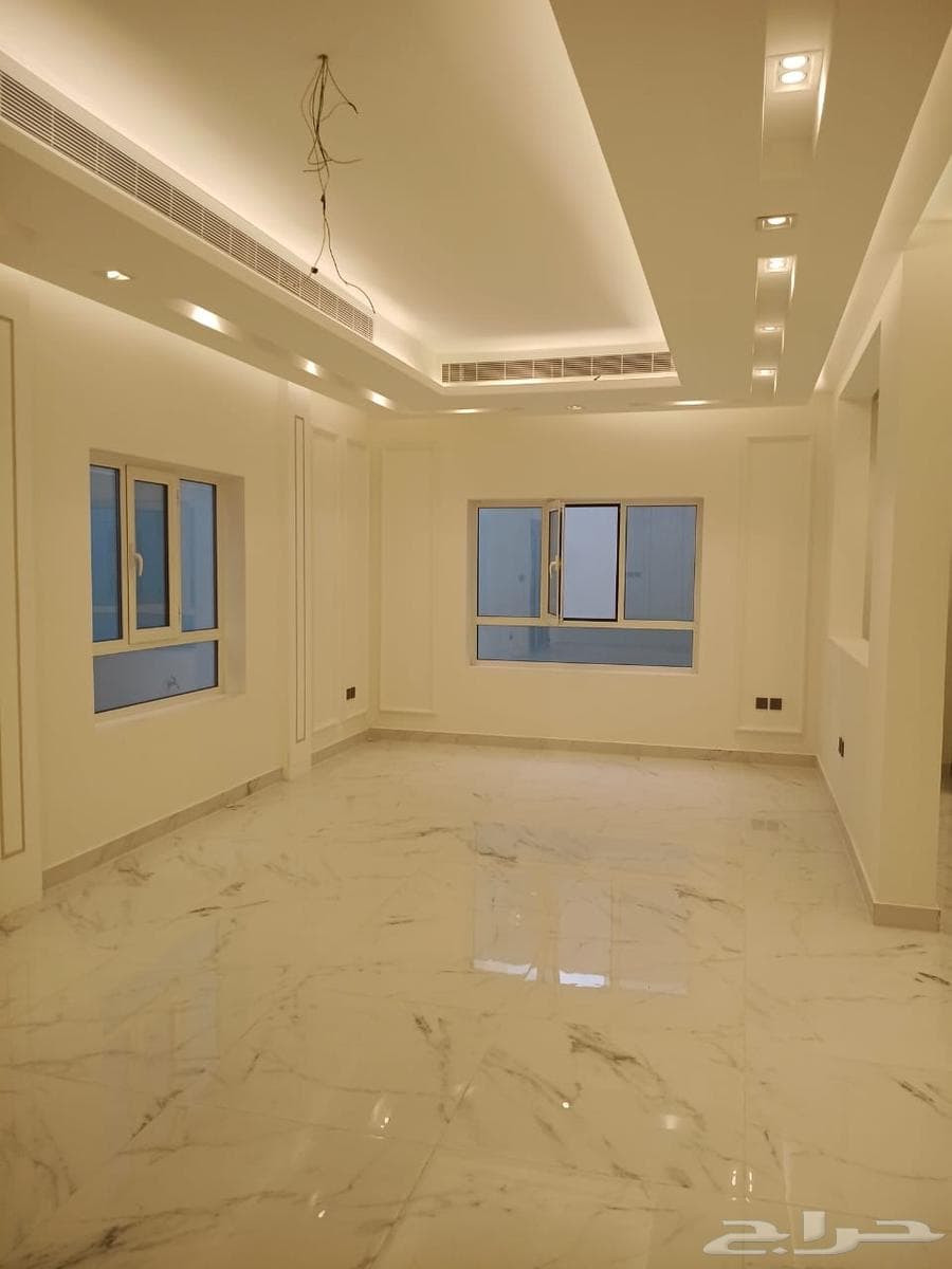 فيلا 4 غرف في الحسام 5