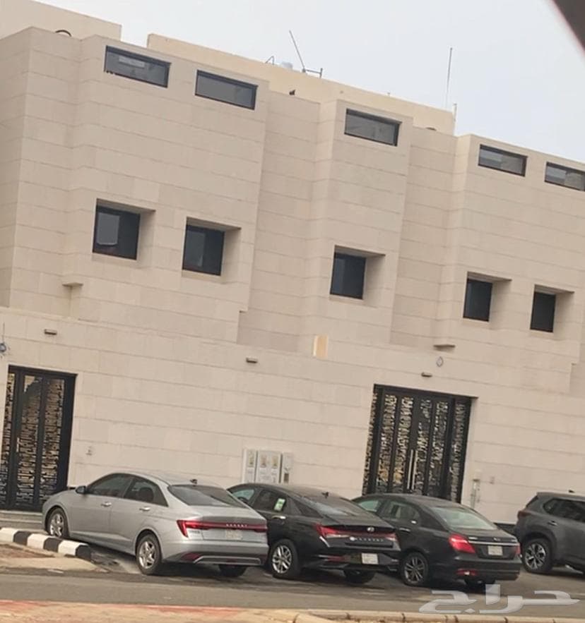 apartment in Al Sharayea 3