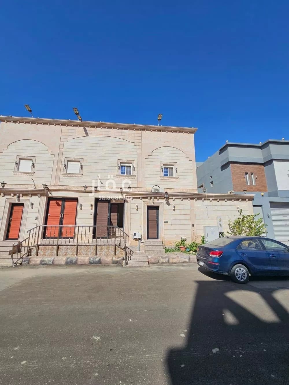 فيلا 8 غرف في الياقوت 1