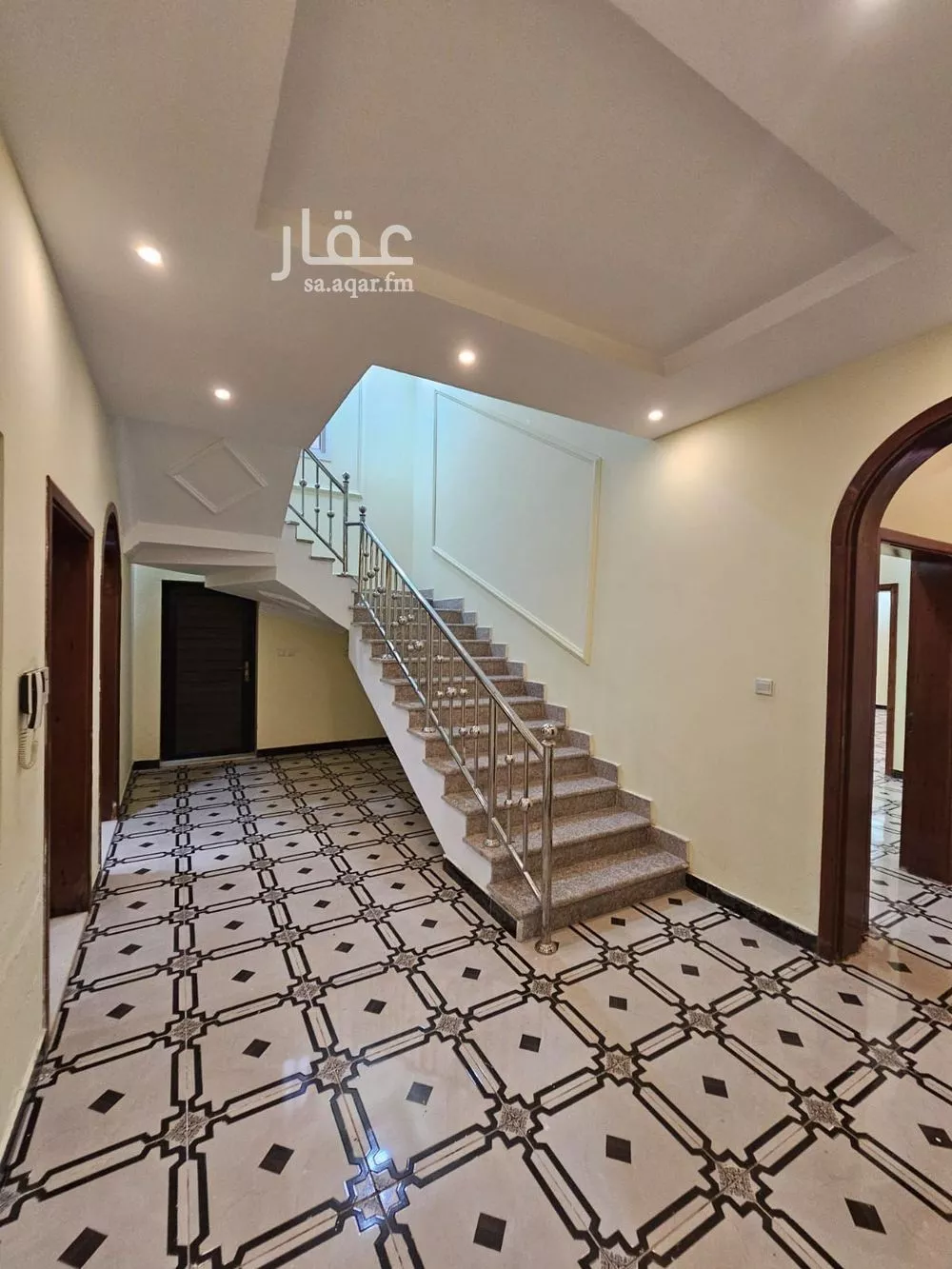 فيلا 8 غرف في الياقوت 11