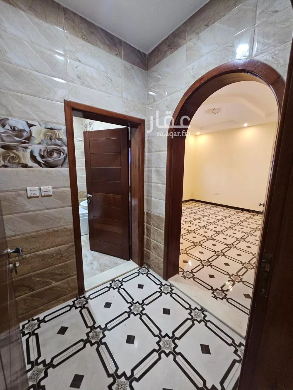 فيلا 8 غرف في الياقوت 16