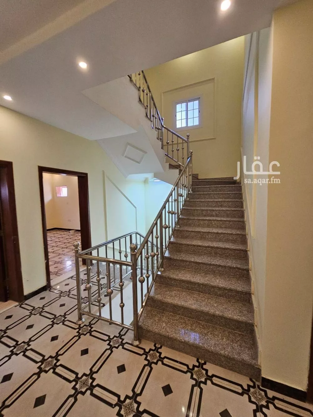 فيلا 8 غرف في الياقوت 22