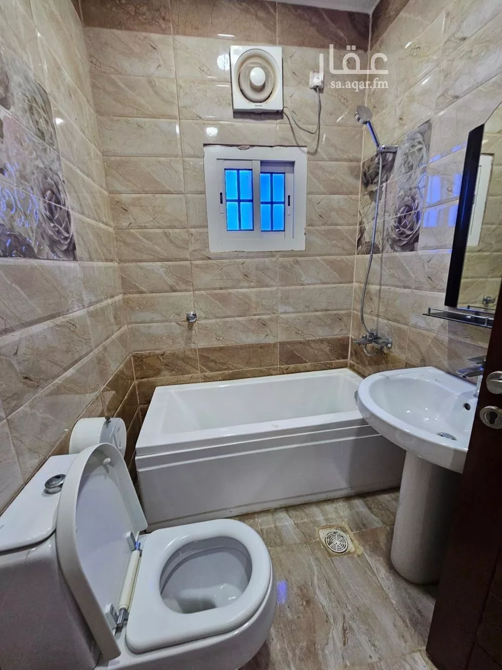 فيلا 8 غرف في الياقوت 28