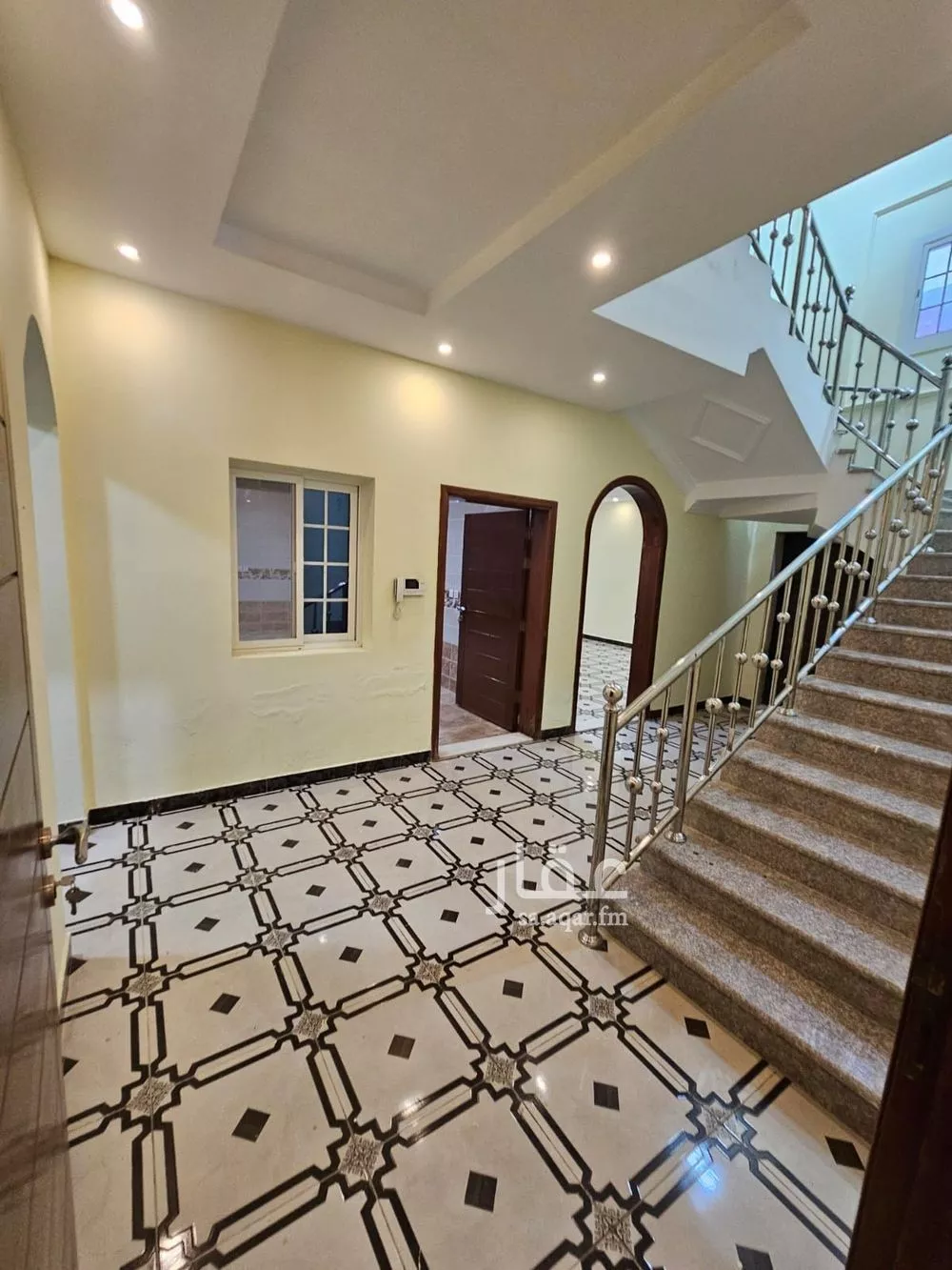 فيلا 8 غرف في الياقوت 6