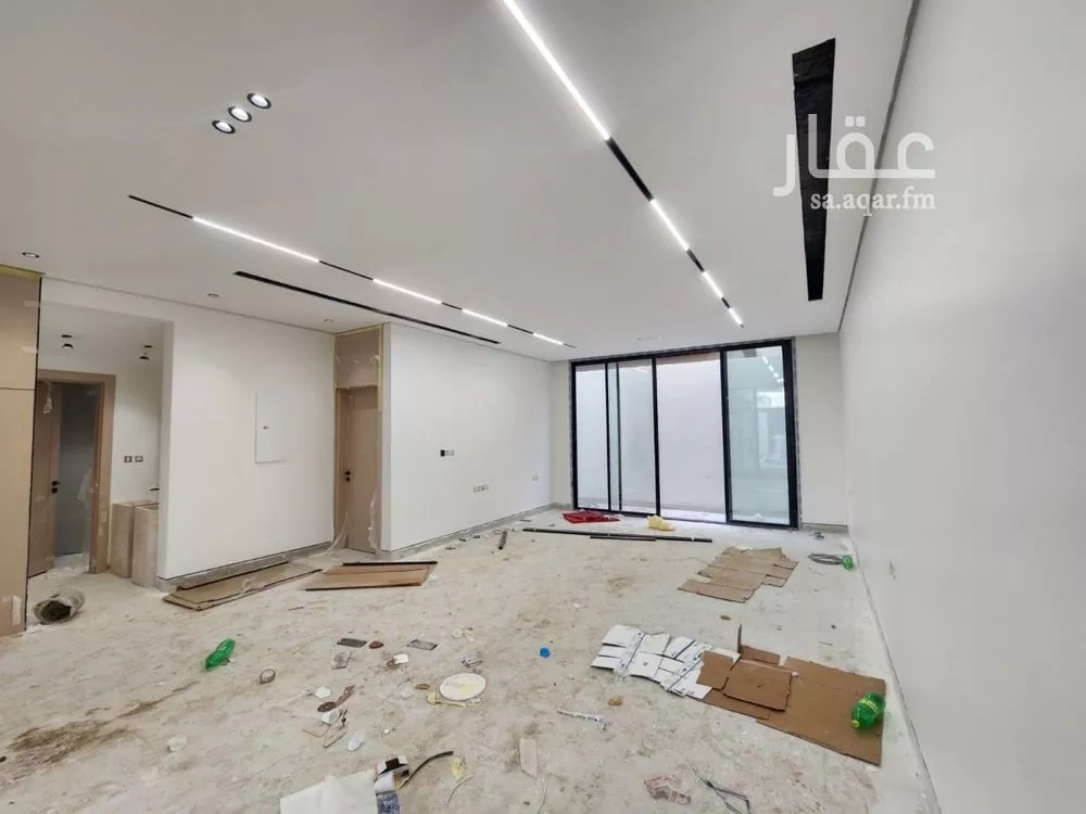 فيلا 4 غرف في النرجس 13