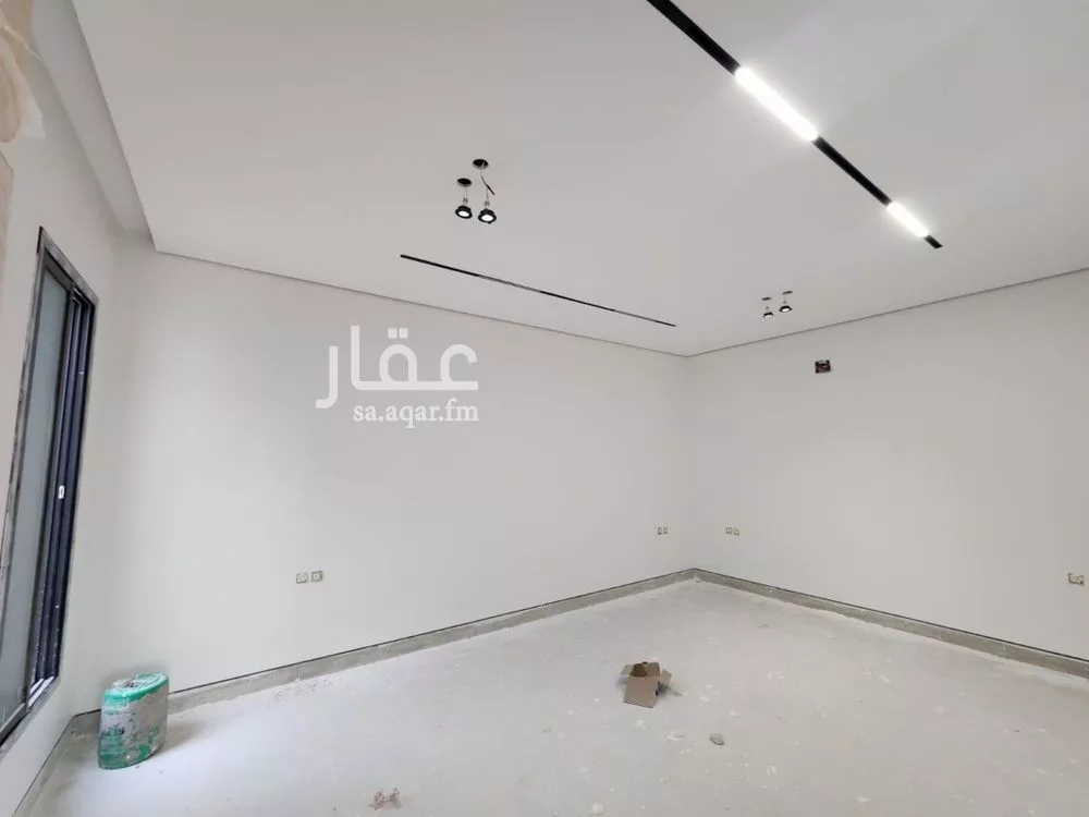 فيلا 4 غرف في النرجس 18