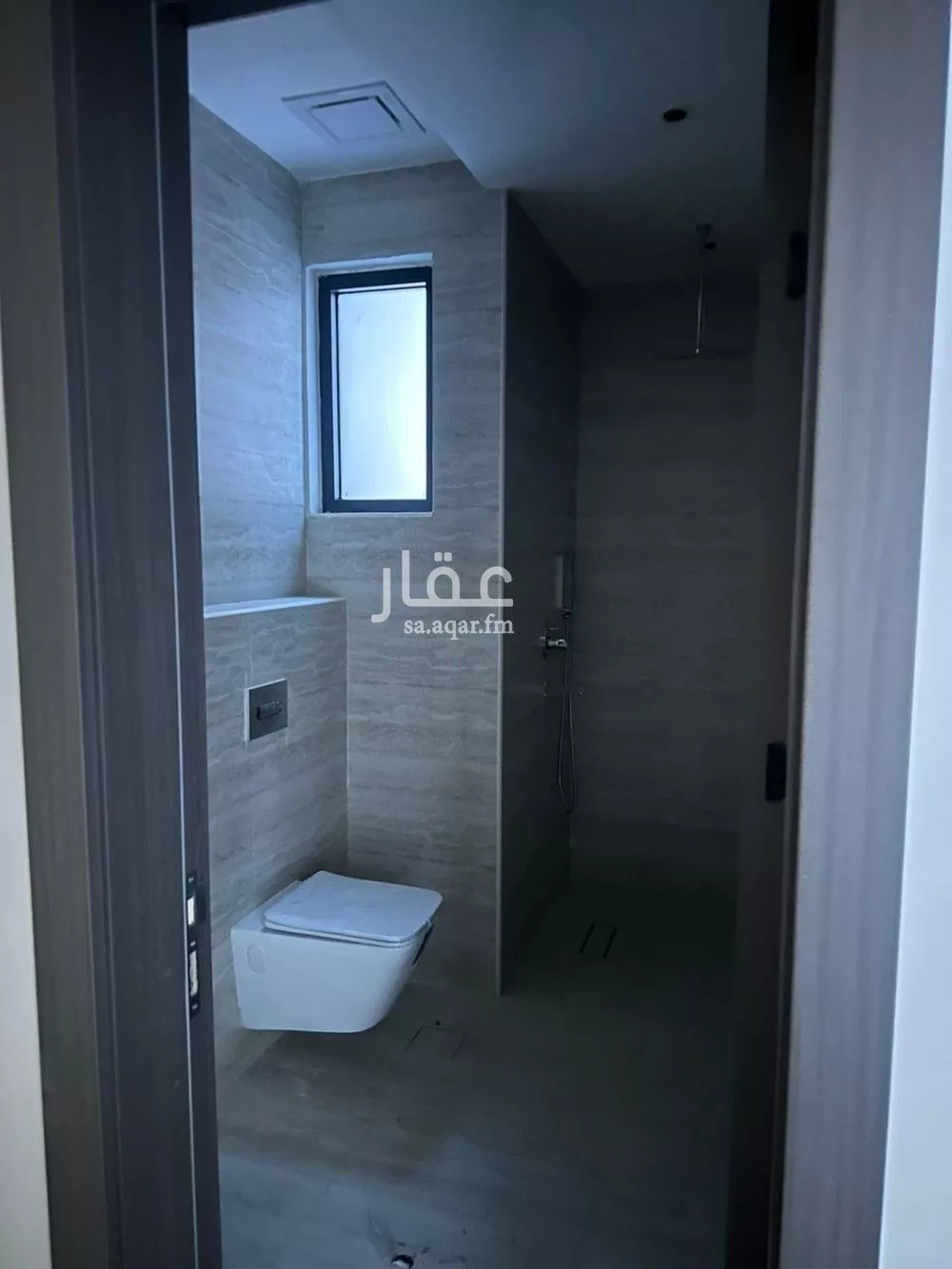 3 bedroom apartment in Al Maizilah 9