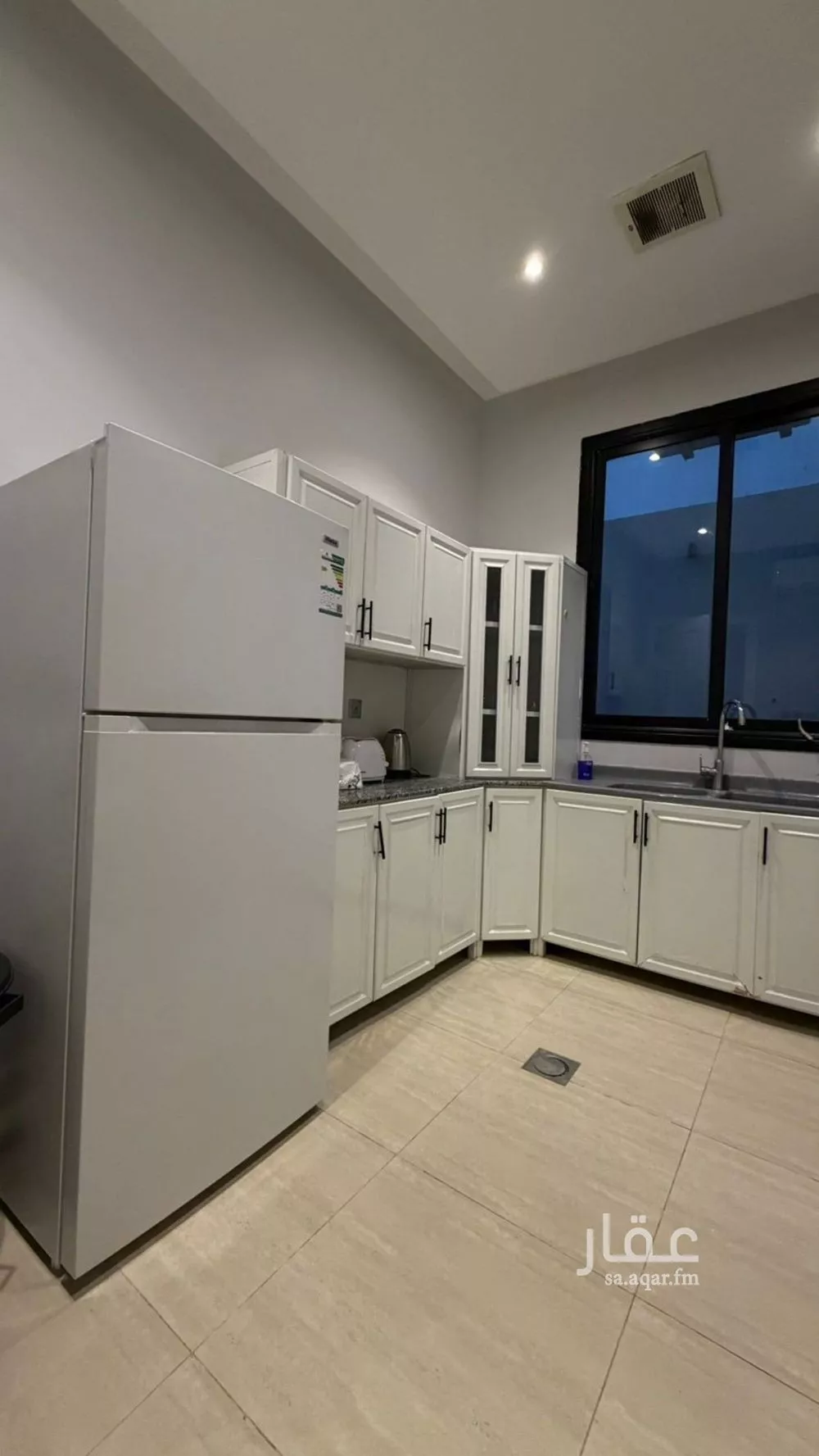 شقة 4 غرف في إشبيلية 12