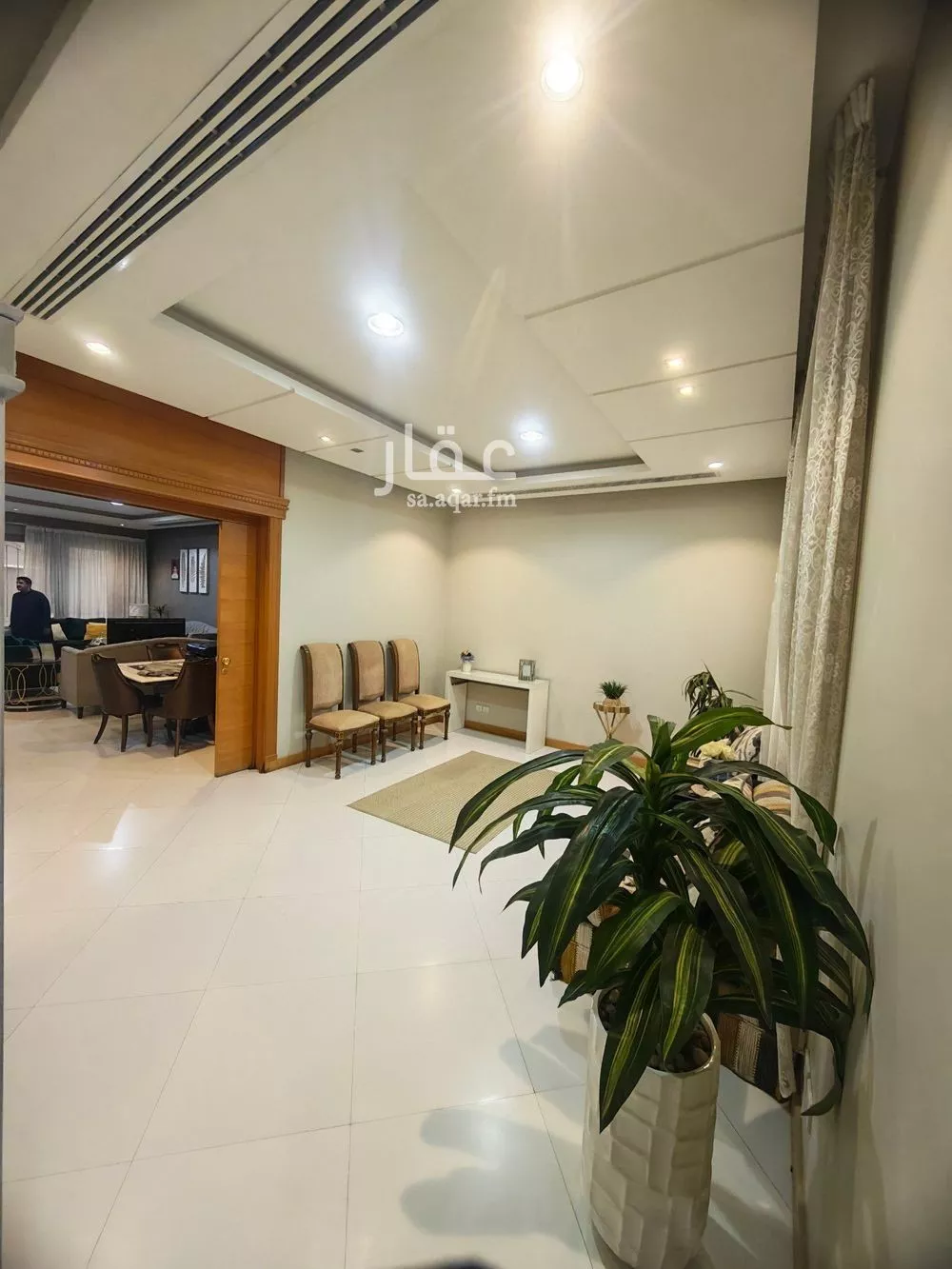 فيلا 6 غرف في العارض 2