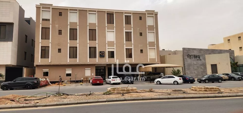 شقة 3 غرف في الملقا 1