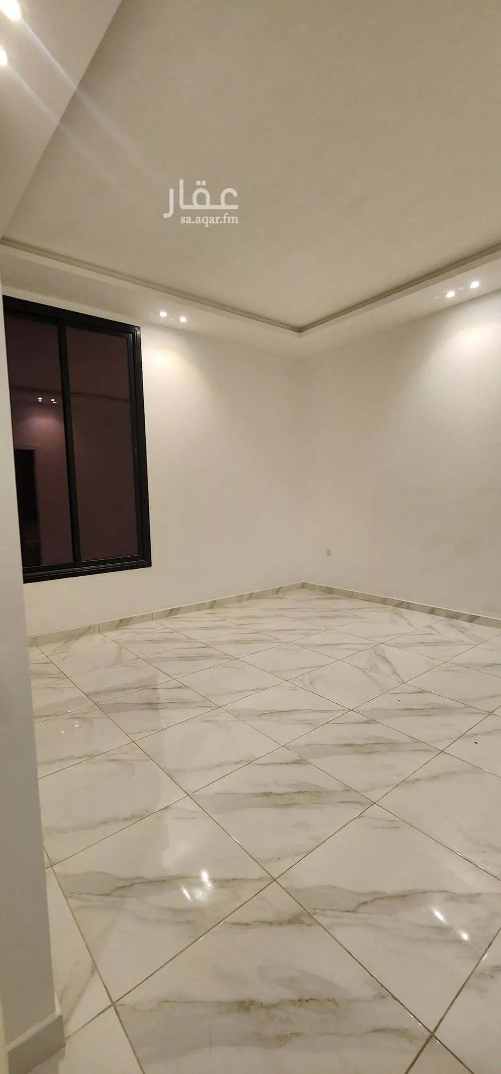 شقة 3 غرف في الملقا 3