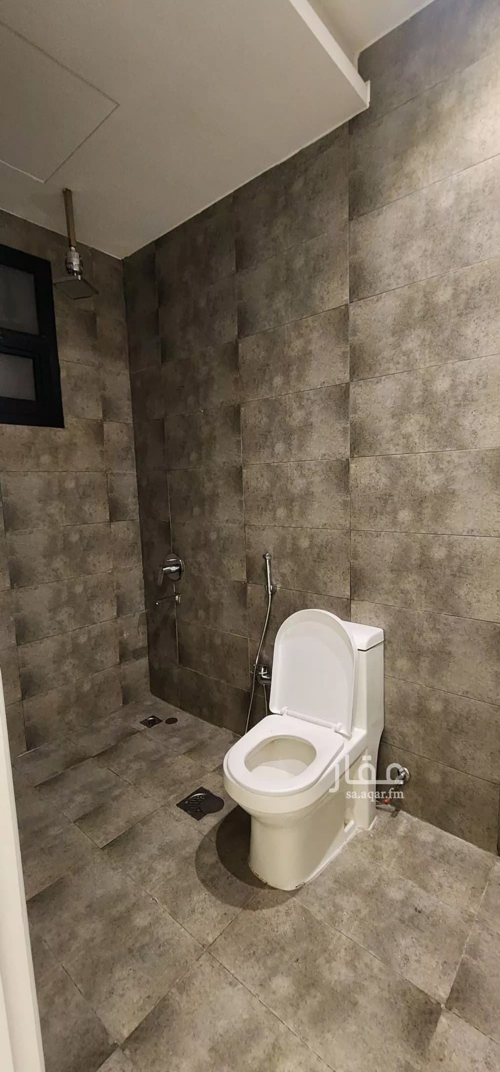 شقة 3 غرف في الملقا 7