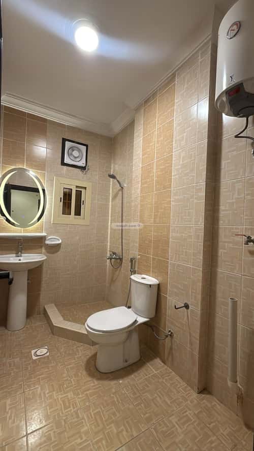 شقة 2 غرف في العزيزية 18