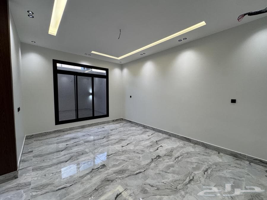 فيلا 9 غرف في ولي العهد 4