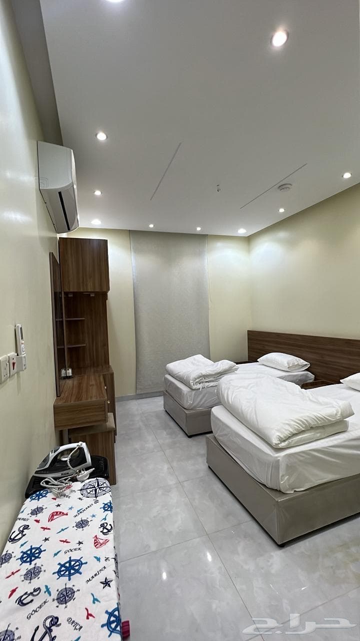 شقة  في الجمعة 25