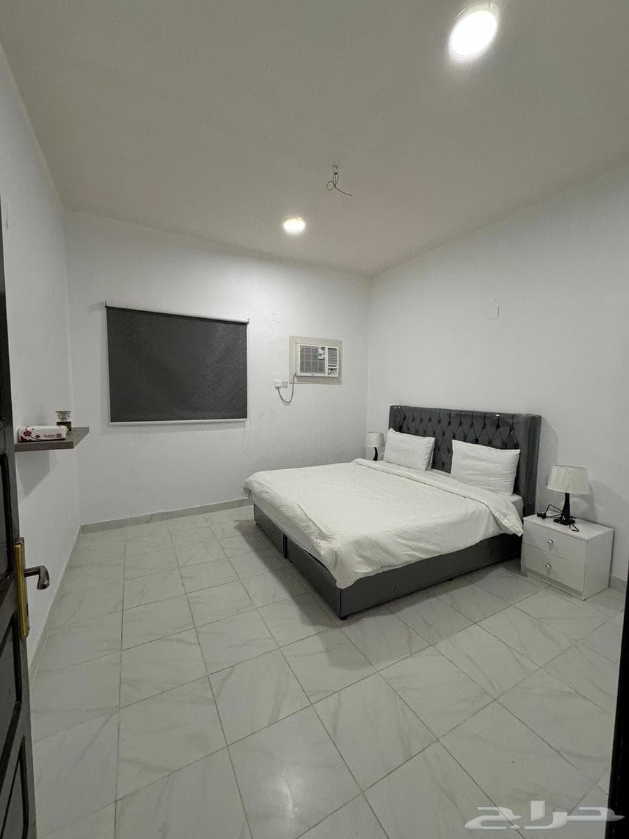 شقة  في الجمعة 5