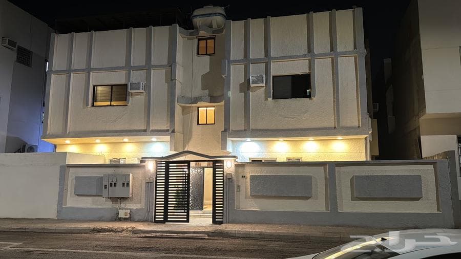 شقة  في الجمعة 9