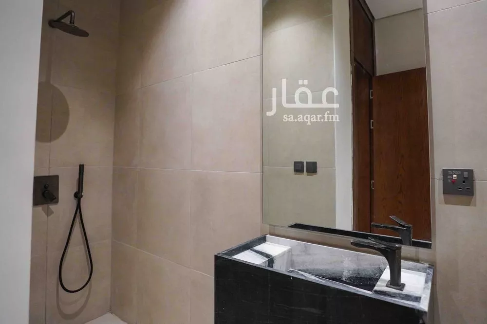 شقة 1 غرف في العارض 4