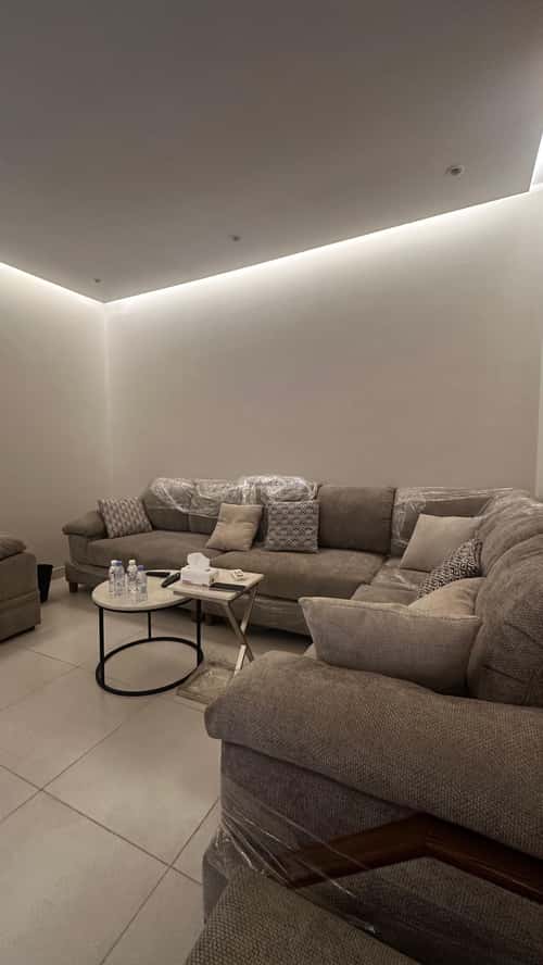 شقة 3 غرف في الواحة 11