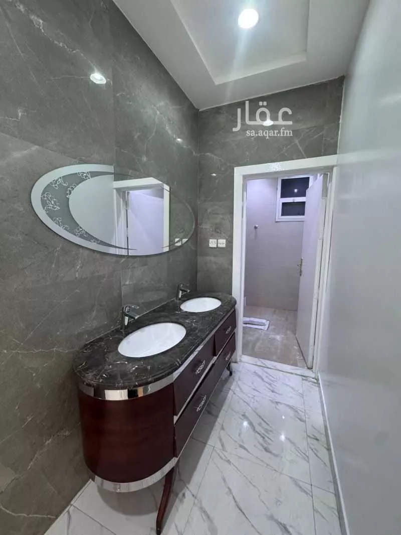 شقة 2 غرف في العريجاء 8