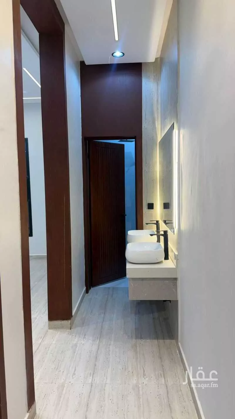 5 bedroom apartment in Tuwaiq 3