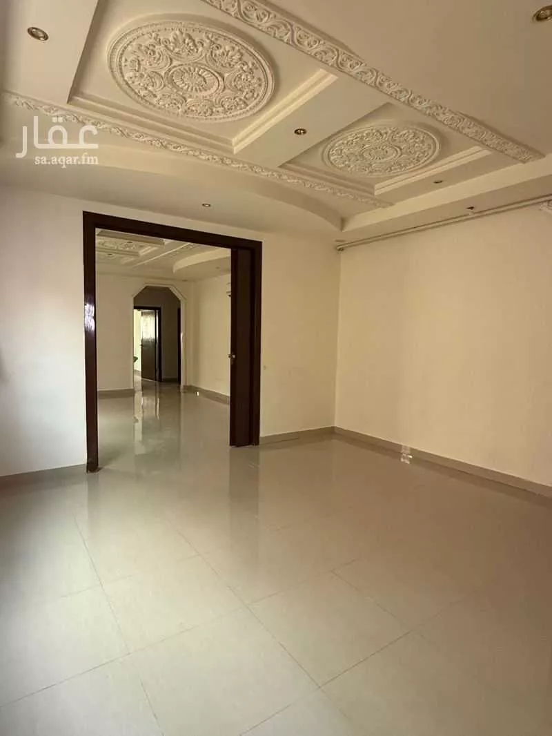 فيلا 8 غرف في الياسمين 12