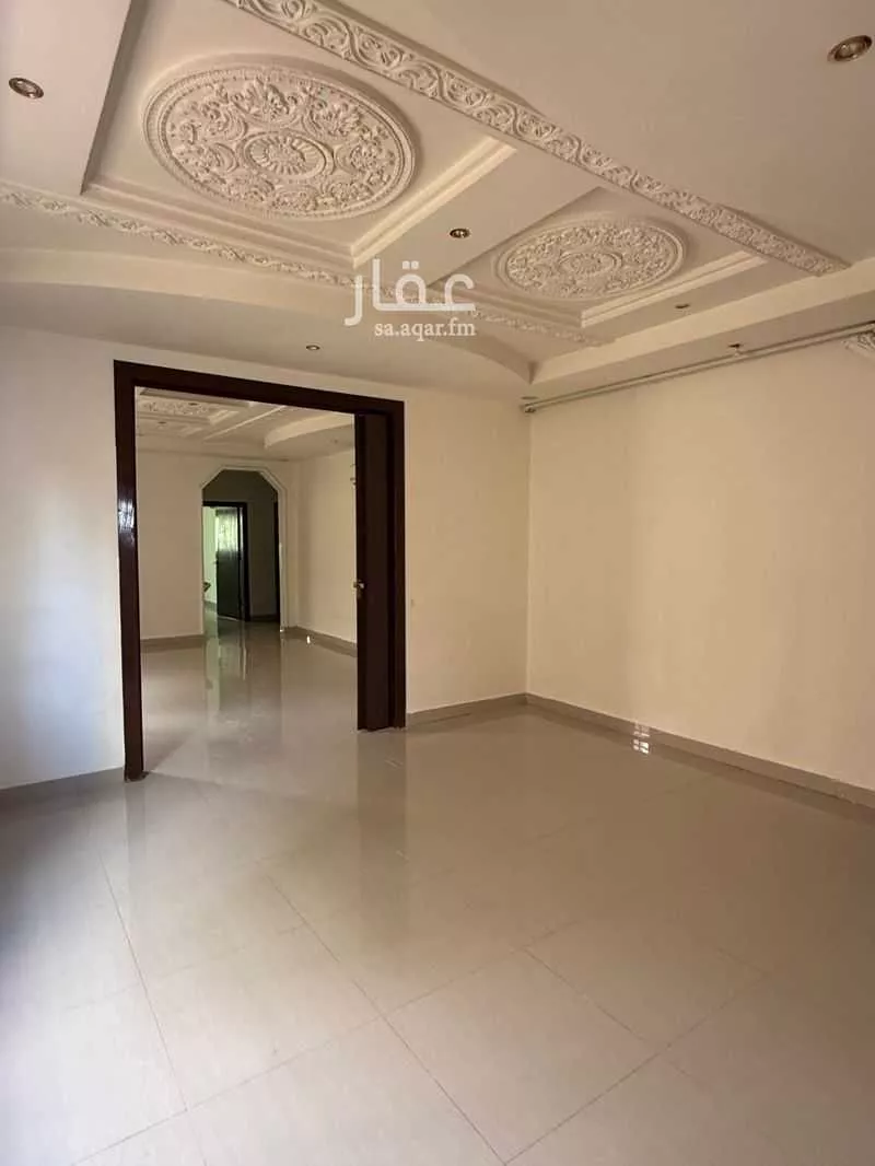 فيلا 8 غرف في الياسمين 4