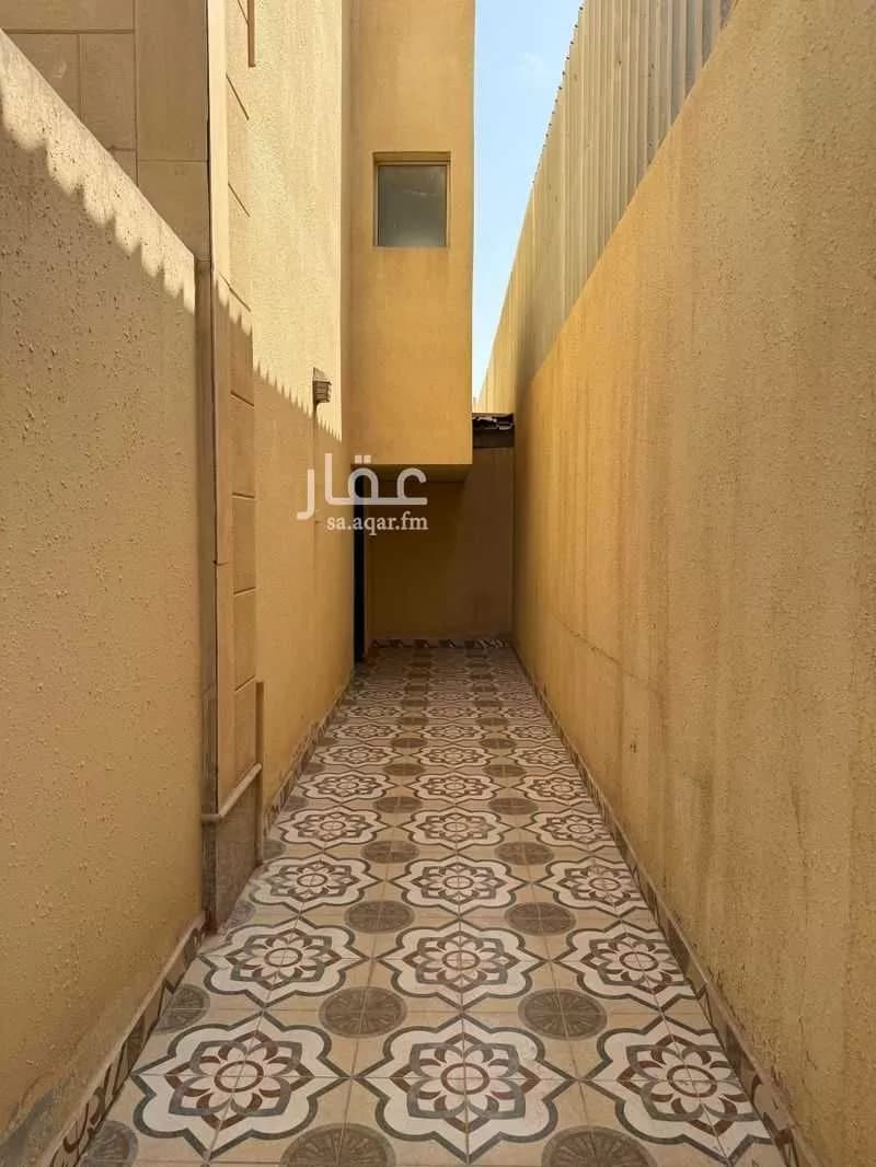 فيلا 8 غرف في الياسمين 9