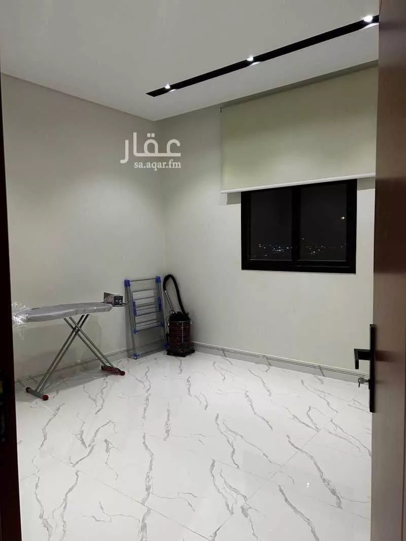 شقة 3 غرف في عكاظ 7