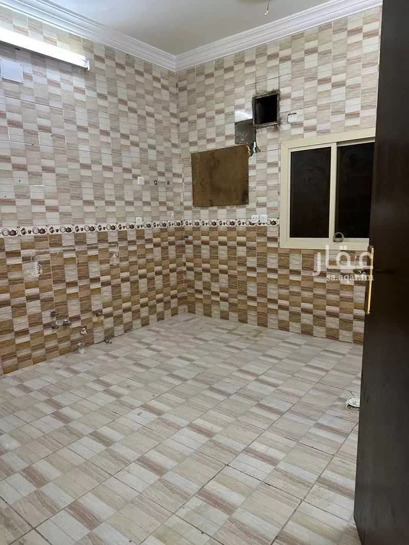 شقة 5 غرف في الملك فهد 7