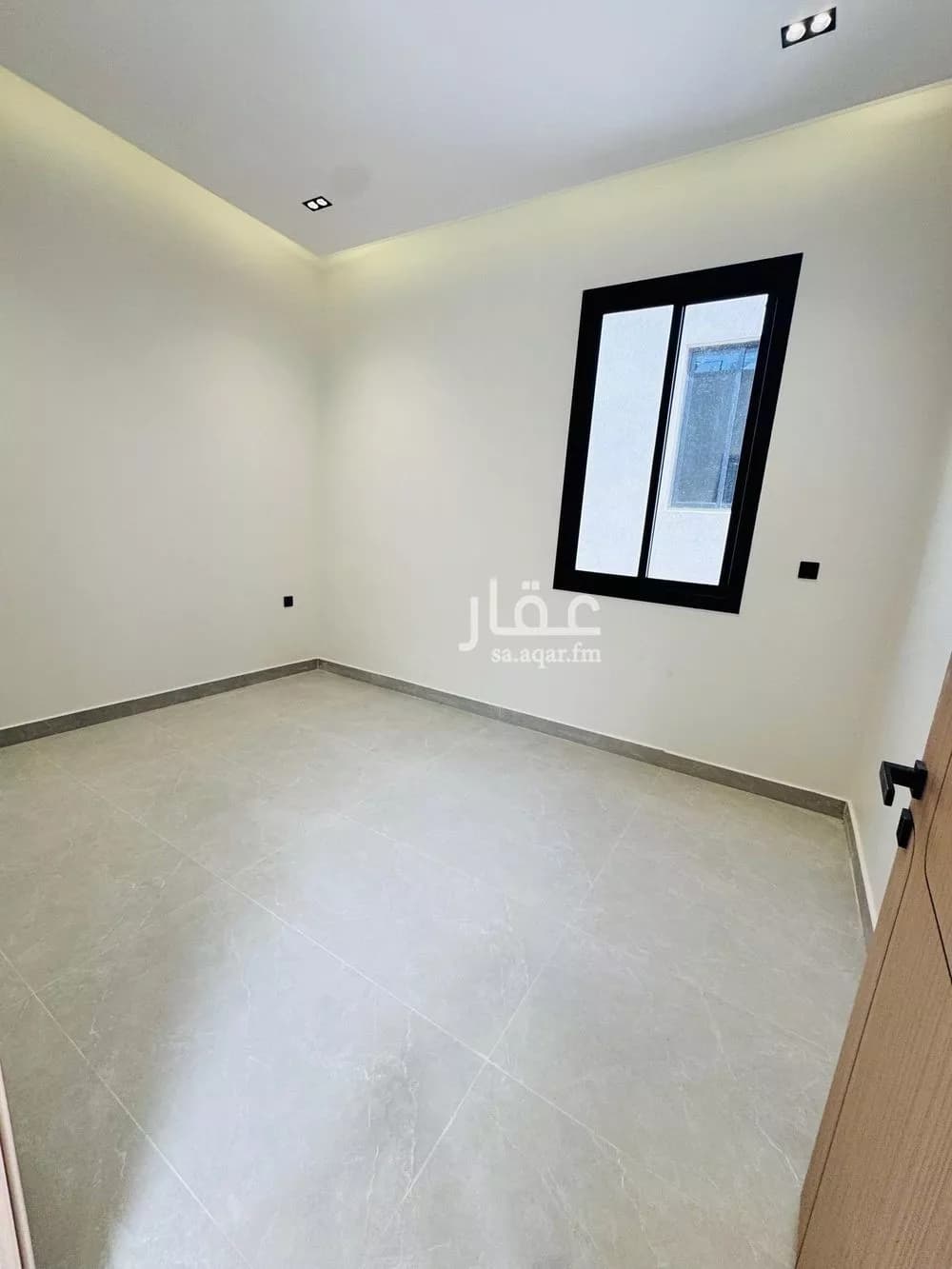 دور 4 غرف في الملك فيصل 9