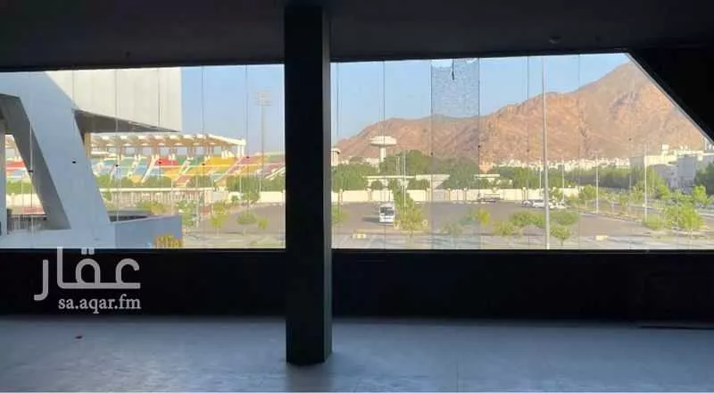 محل 900 م² في جبل جمة وغرابة 6