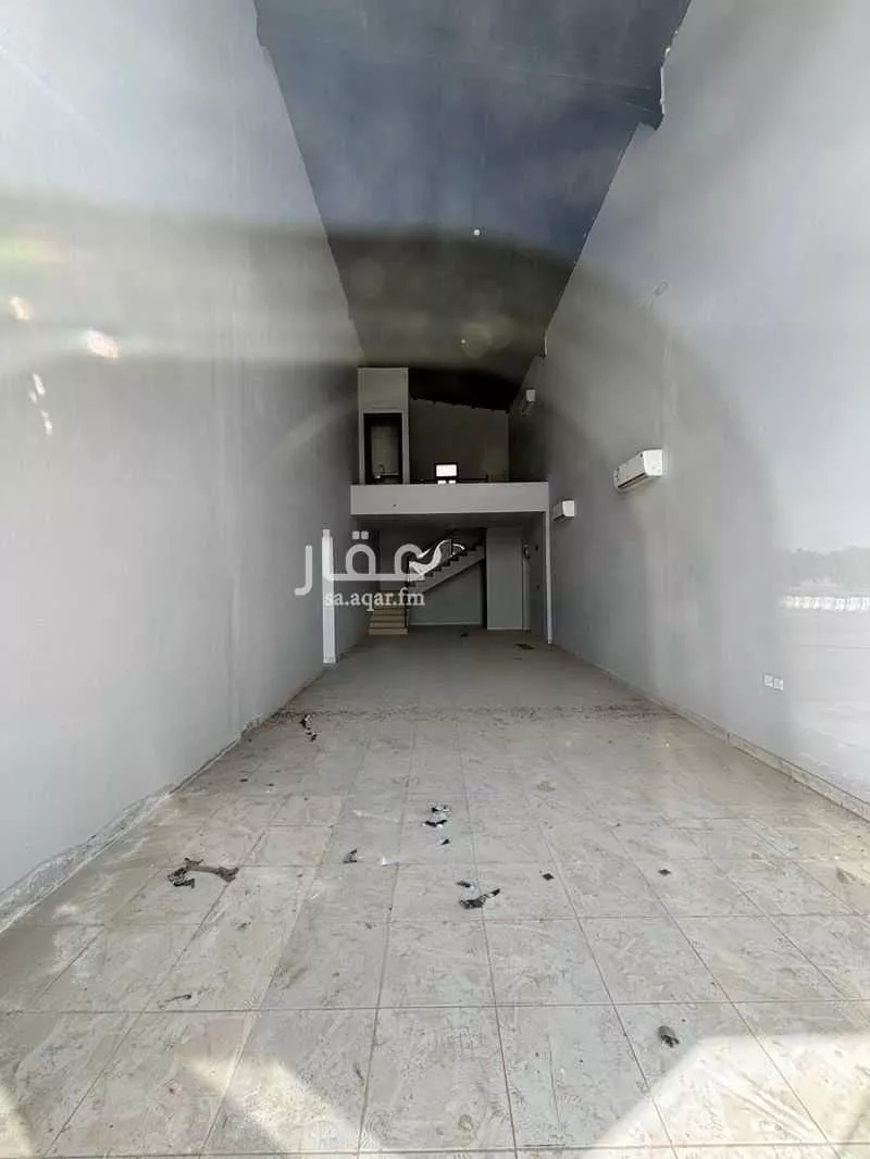 محل 606 م² في بنى حارثة 4