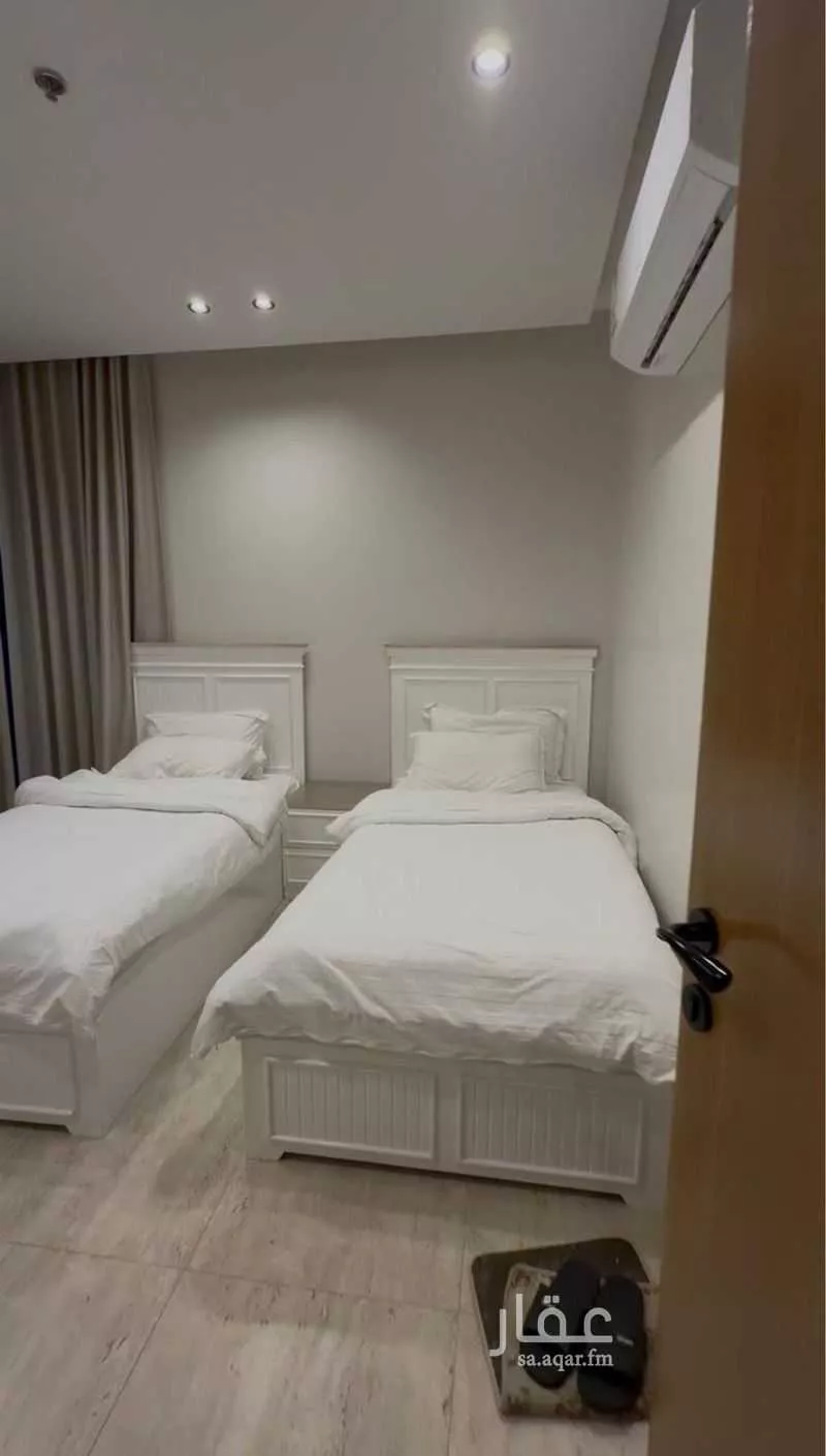 شقة 2 غرف في الحمرا 12