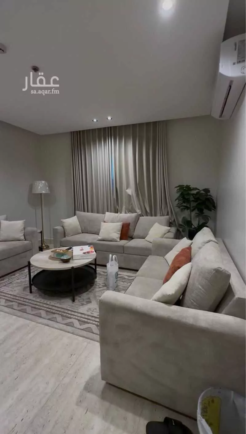 شقة 2 غرف في الحمرا 4