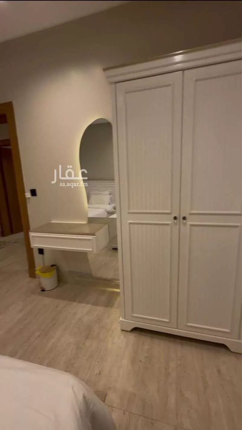 شقة 2 غرف في الحمرا 5