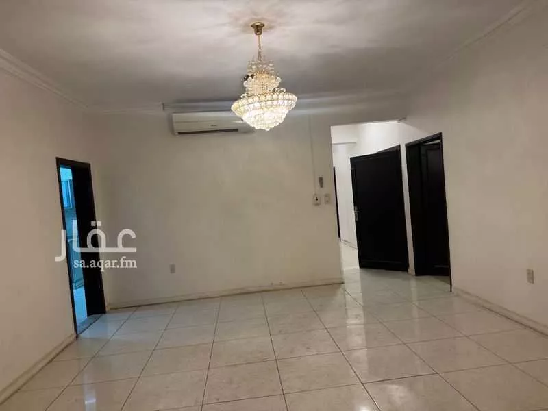 عمارة 325 م² في الثقبة 3