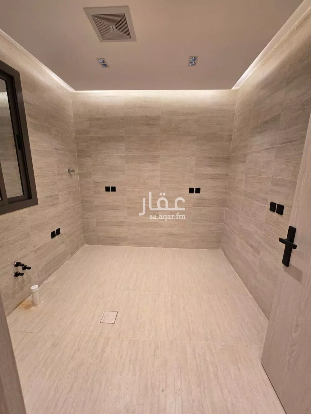 5 bedroom apartment in Al Ukayshiyyah 15