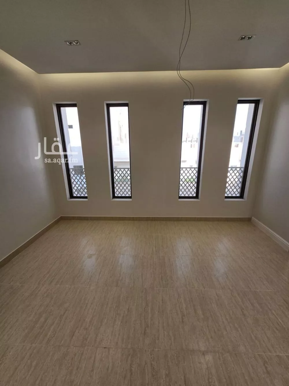 شقة 5 غرف في العكيشية 10