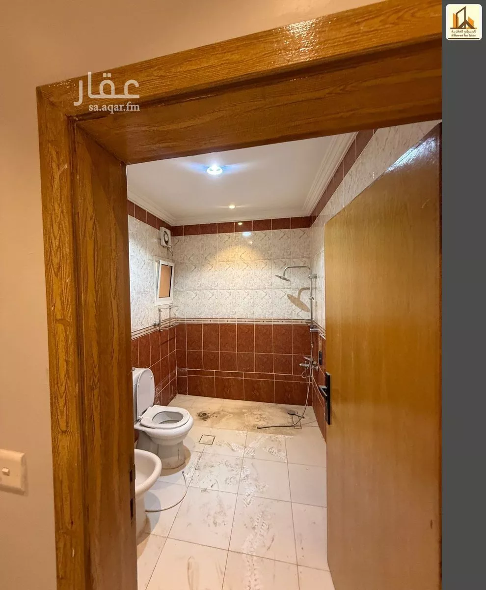 6 bedroom apartment in Al Marwa 10