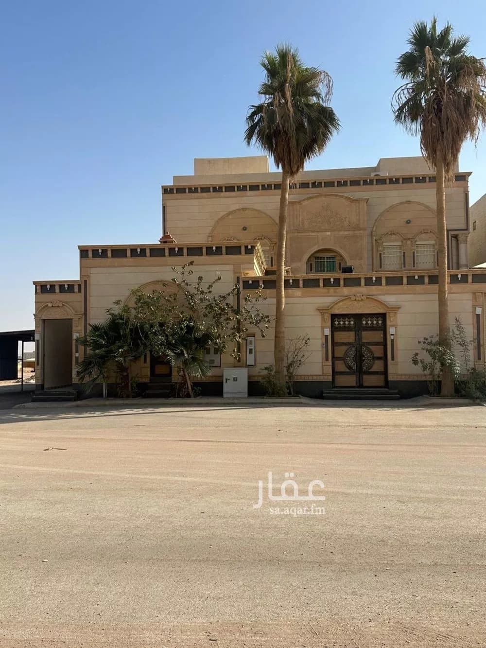 3 bedroom floor in Al Maizilah 1