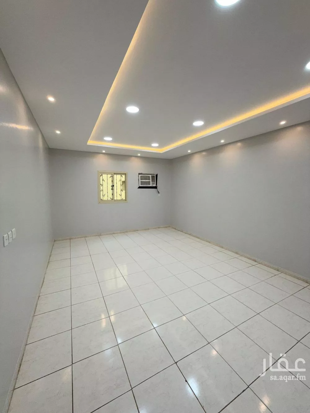 4 bedroom floor in Al Yarmouk 5