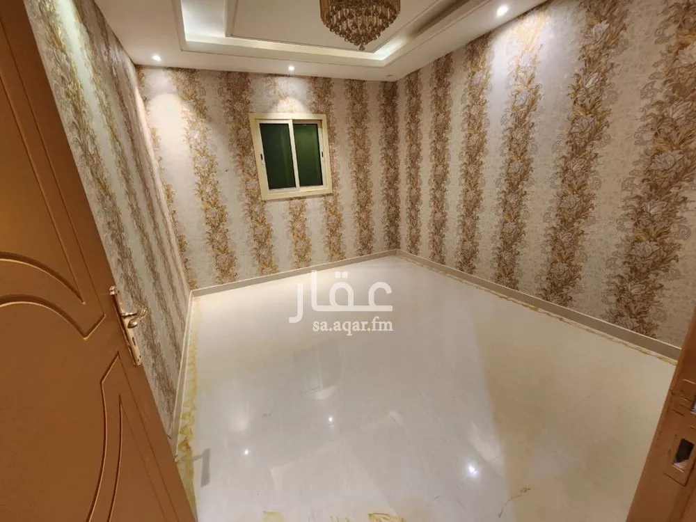 شقة 4 غرف في إشبيلية 8